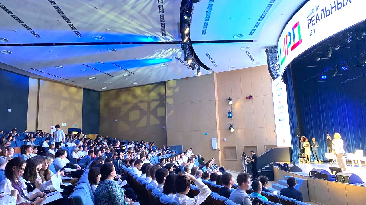 Школьники разработали новые модули для проекта «Изучи интернет – управляй им!» Школьники разработали новые модули для проекта «Изучи интернет – управляй им!»