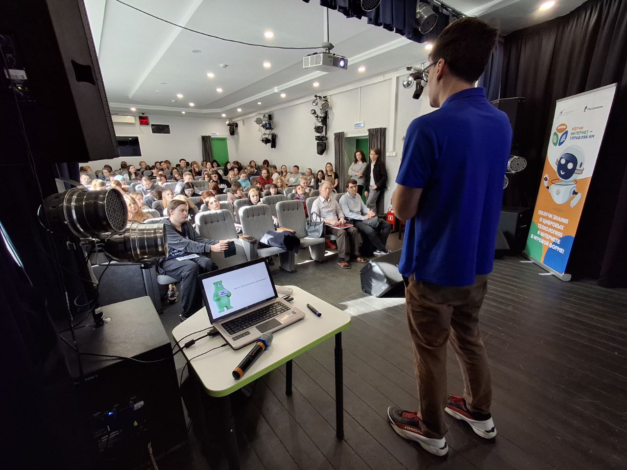 Состоялся паблик-спич для студентов творческих направлений Состоялся паблик-спич для студентов творческих направлений